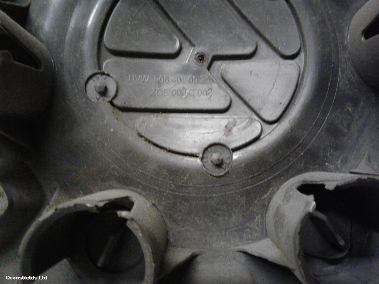 View Auto part Wheel Cover/Hub Cap Mercedes Sprinter 2019