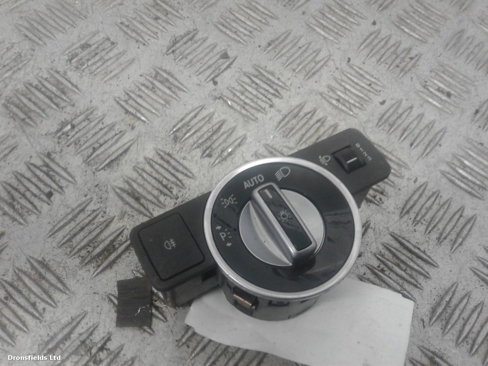 View Auto part Headlight Switch Mercedes B Class 2013