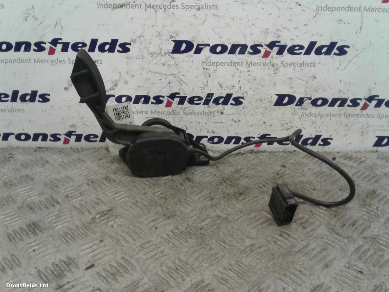 View Auto part Pedal Potentiometer Mercedes Vario 2010