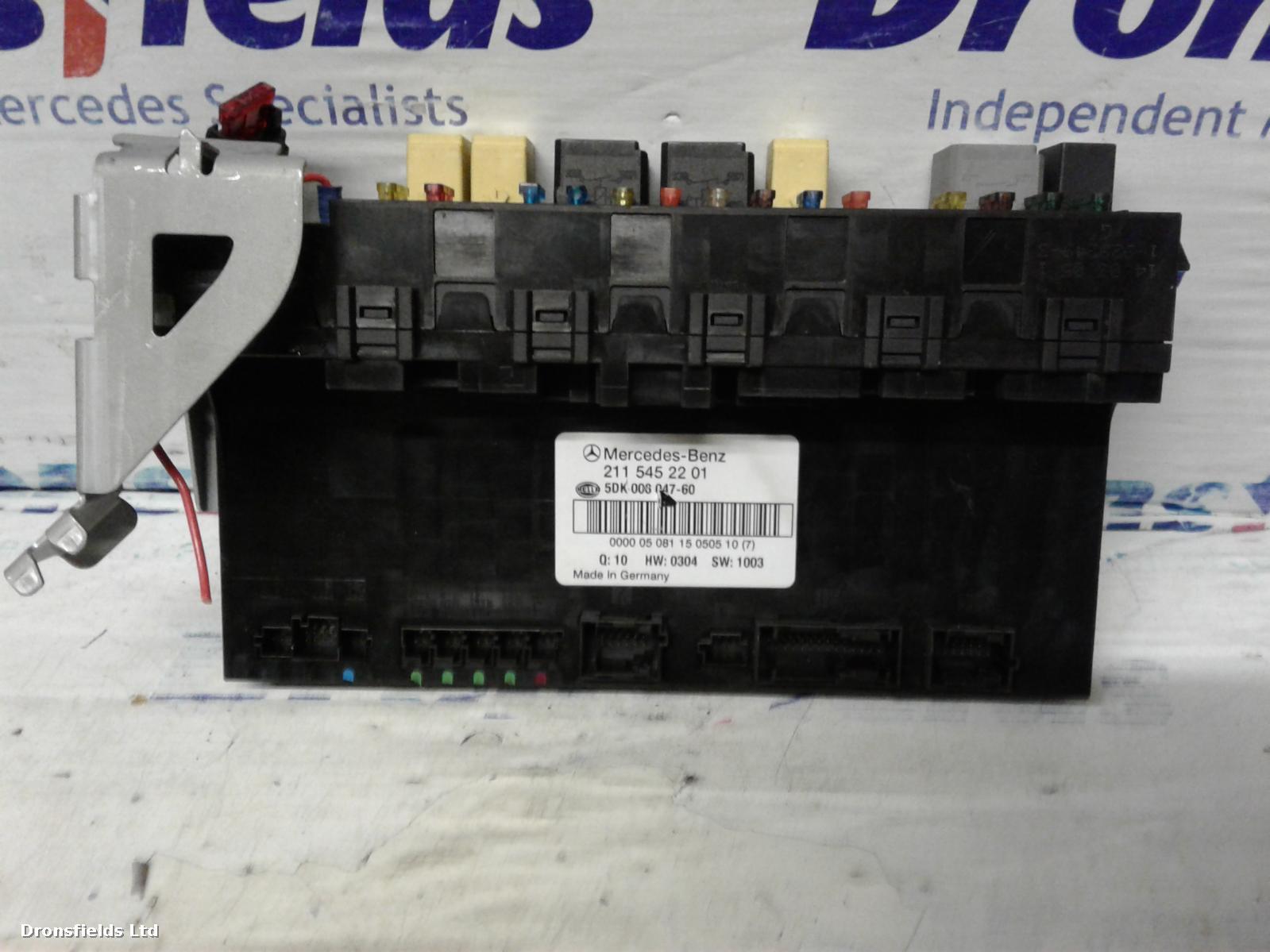 View Auto part Fuse Box Mercedes E Class 2008
