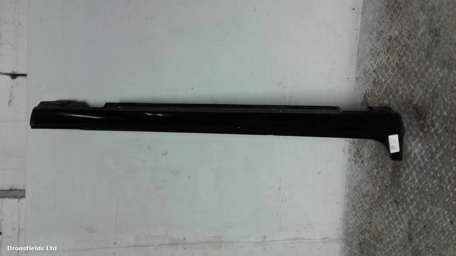 View Auto part Side Skirt Mercedes Cls Class 2011