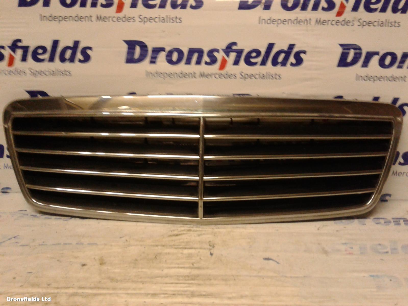 View Auto part Grille Mercedes Clk 2002