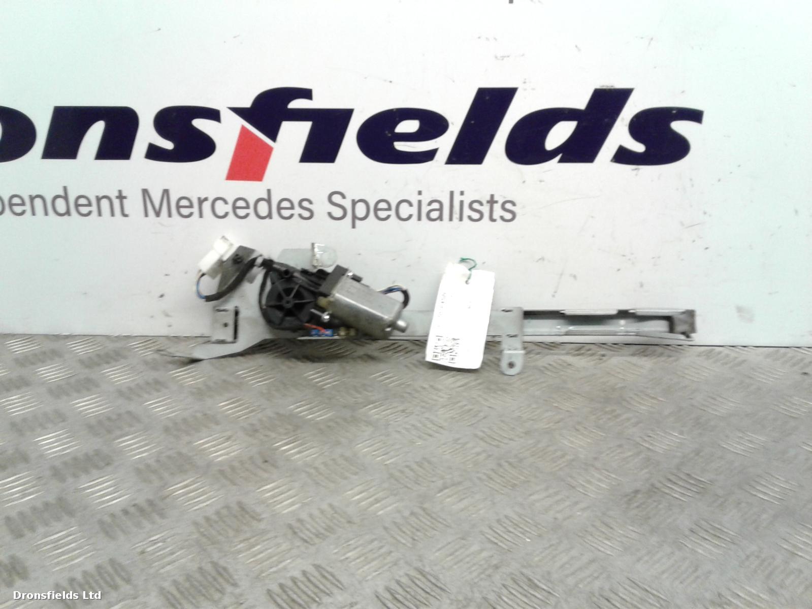 View Auto part Seat Belt Motor Mercedes Clk 2005