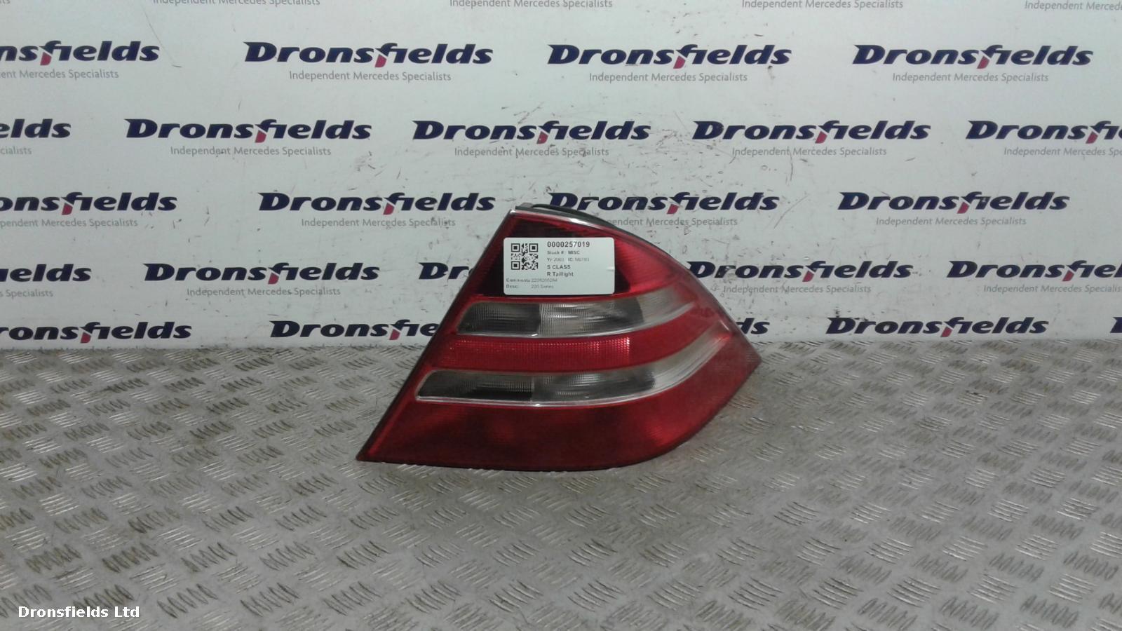 View Auto part R Taillight Mercedes S Class 2003