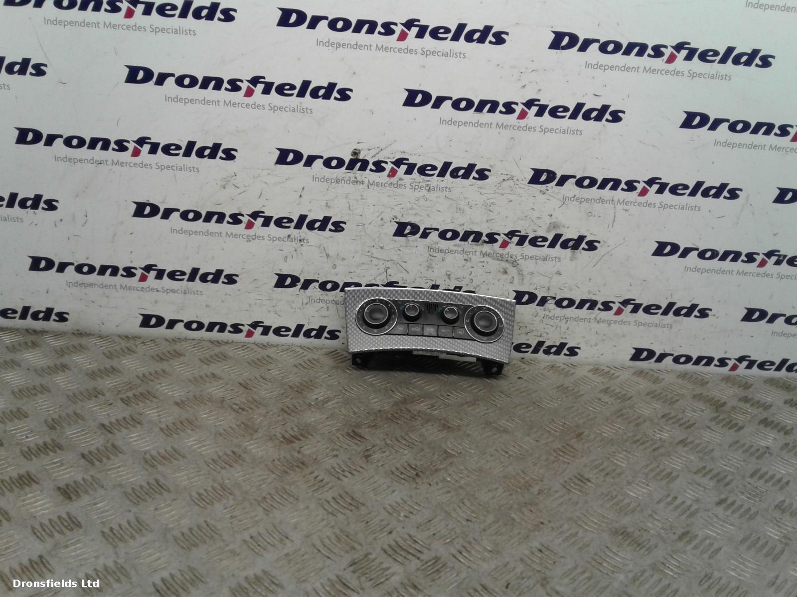 View Auto part Heater/AC Controller Mercedes Clk 2005