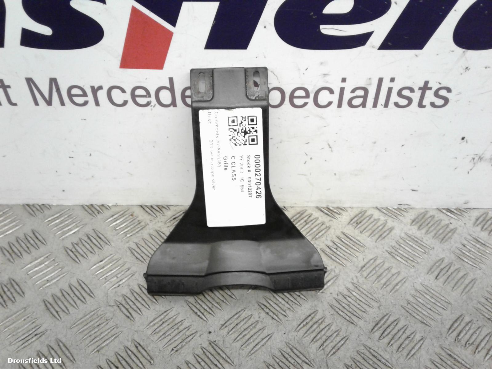 View Auto part Grille Mercedes C Class 2003