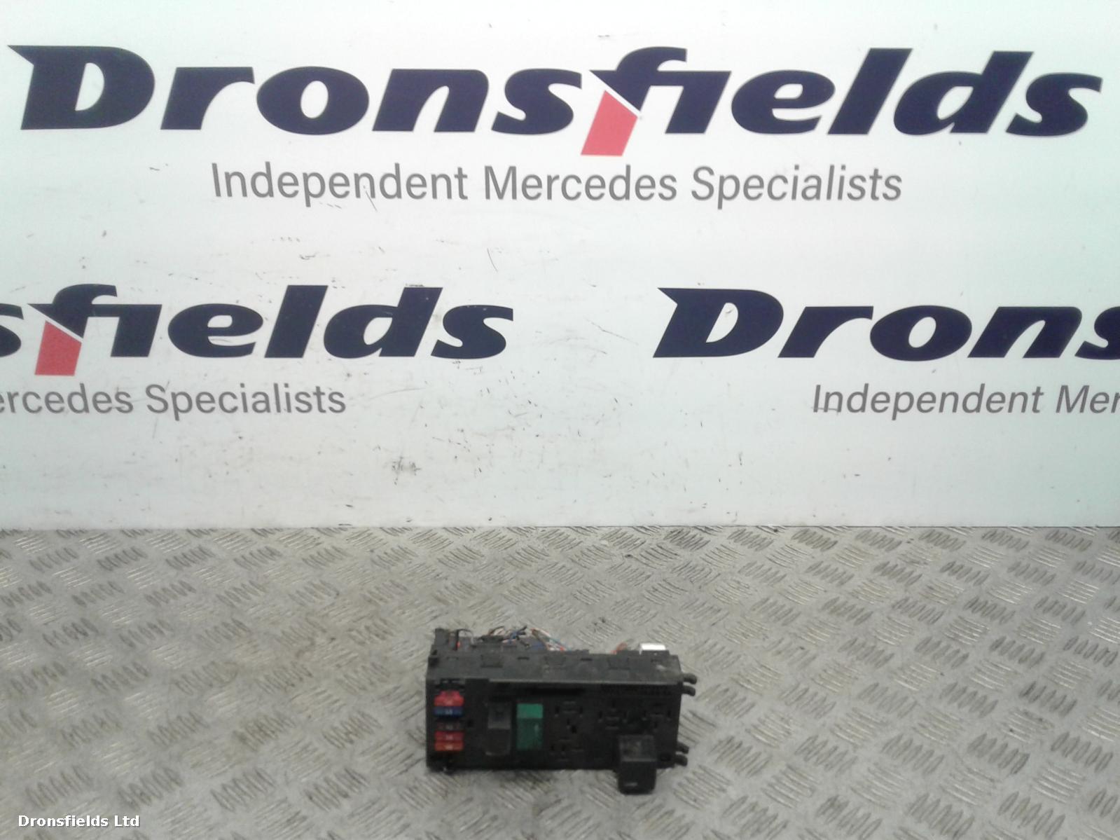 View Auto part Fuse Box Mercedes Clk 2001