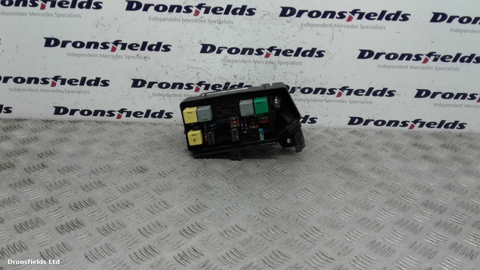 View Auto part Fuse Box Mercedes M Class 2008