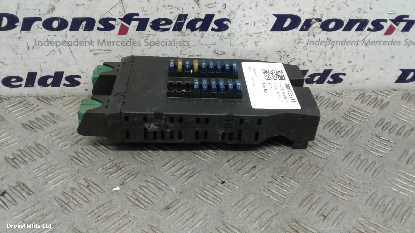 View Auto part Fuse Box Mercedes Vito 2002