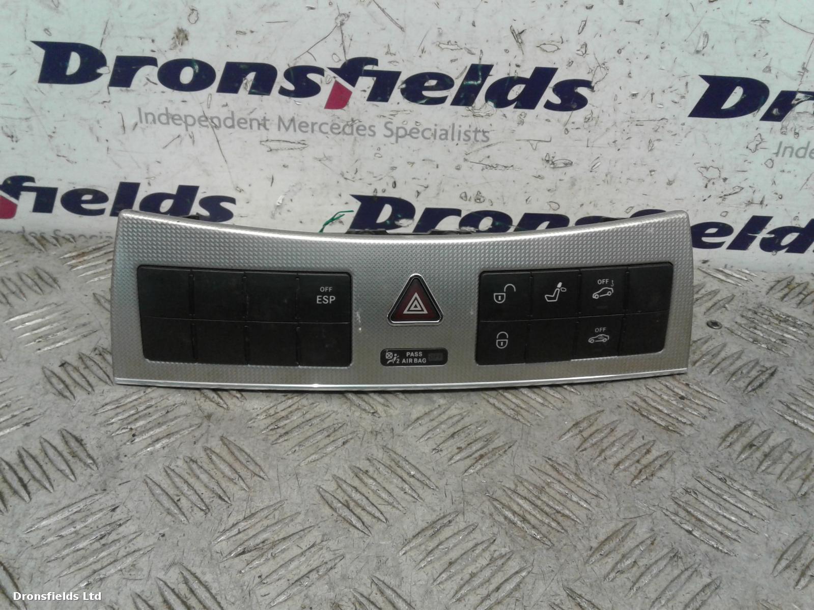 View Auto part Flasher/Hazard Relay Mercedes Clk 2006