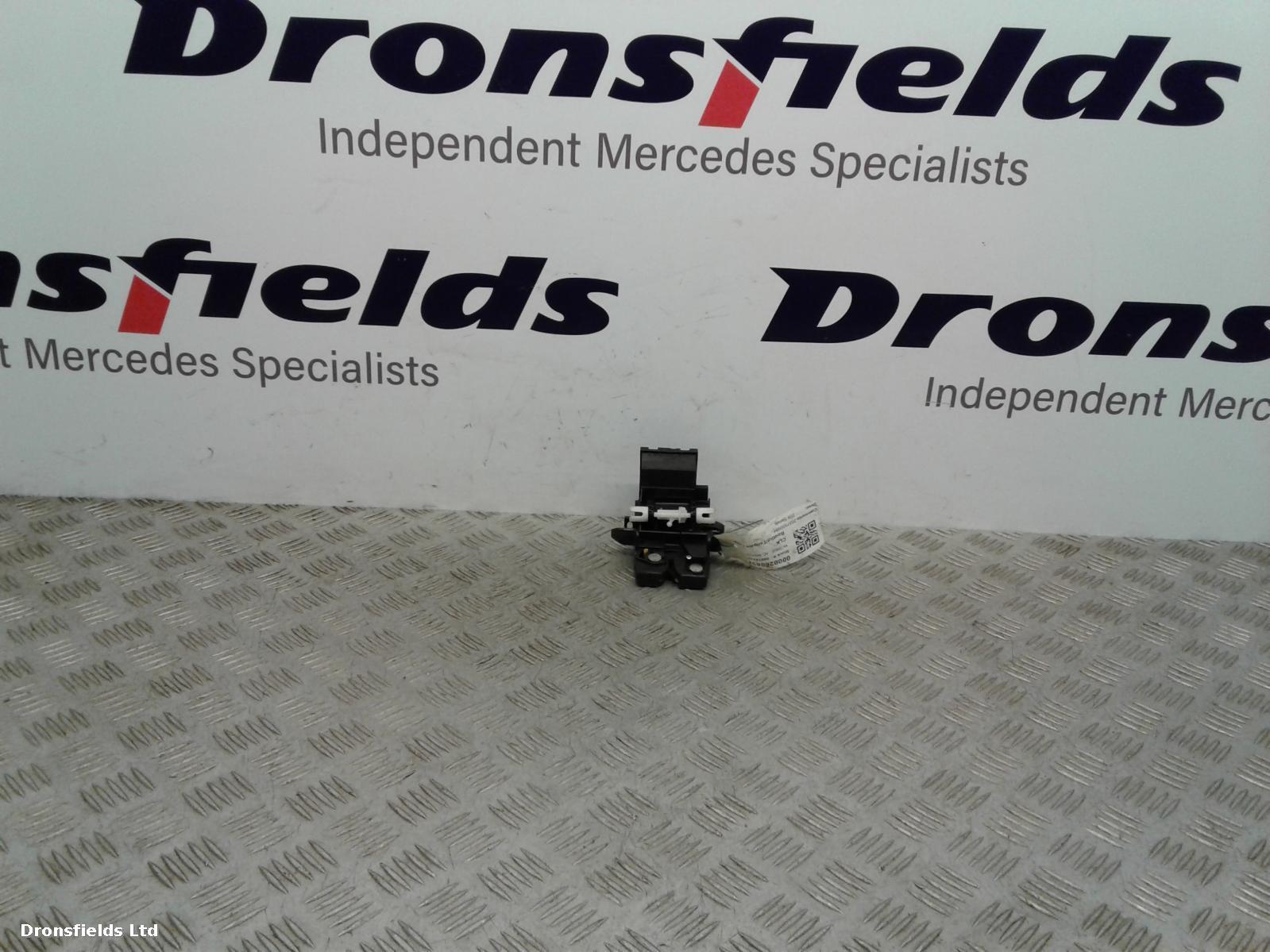 View Auto part Bootlid/Tailgate Lock Mercedes Clk 2002