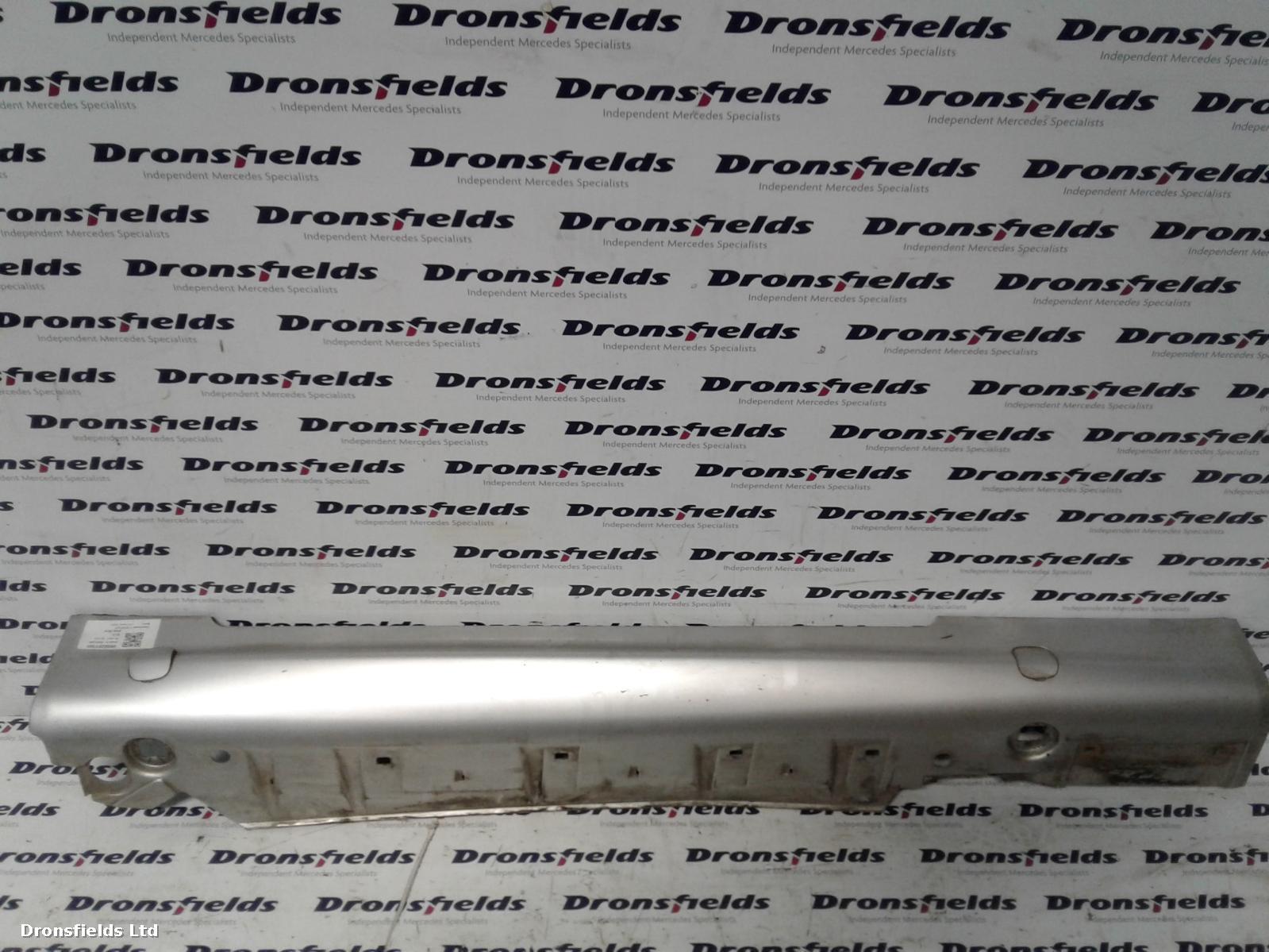 View Auto part Side Skirt Mercedes Slk 2001
