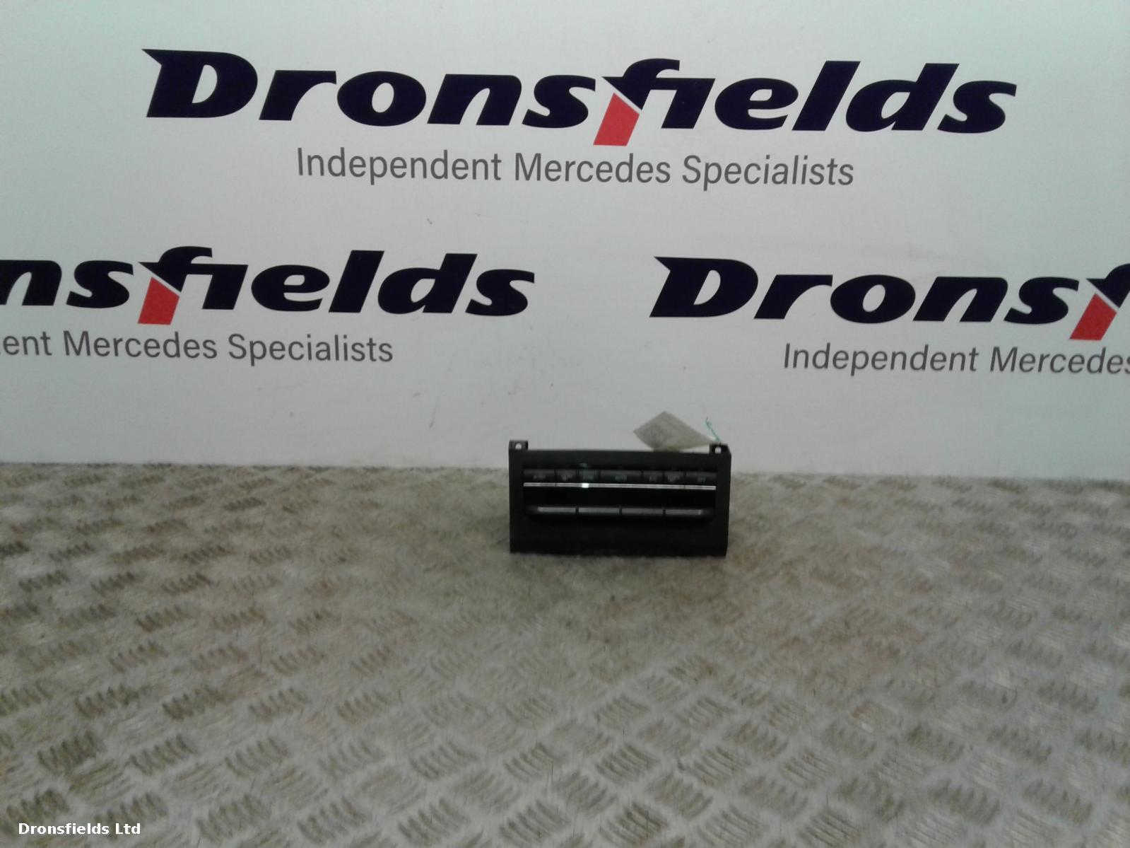 View Auto part Heater/AC Controller Mercedes E Class 2011