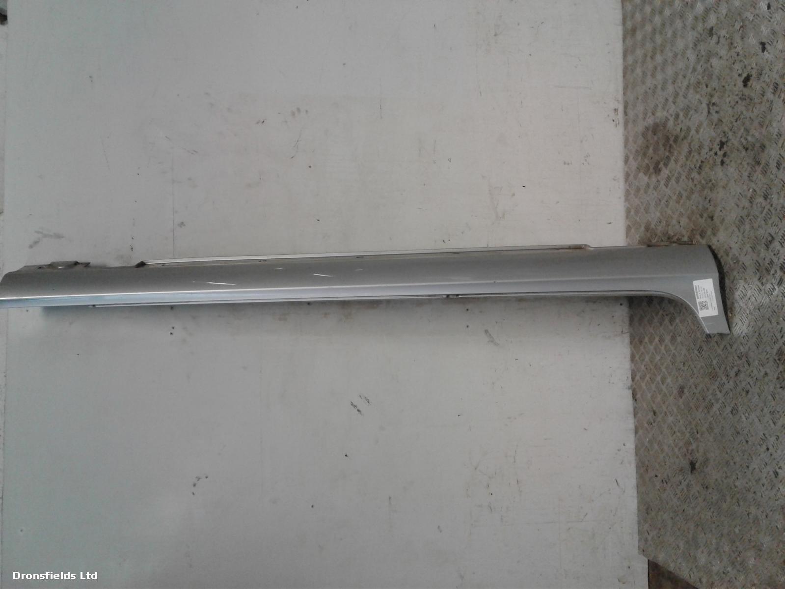 View Auto part Side Skirt Mercedes Cls Class 2012