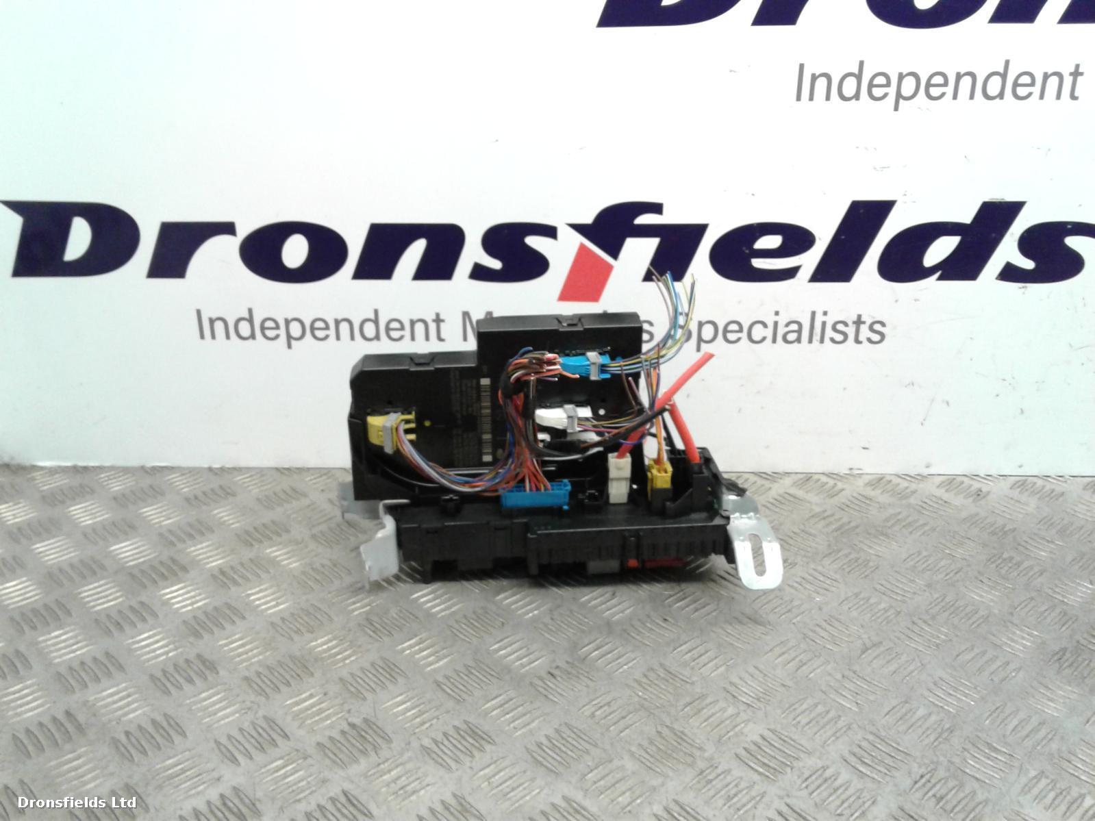 View Auto part Fuse Box Mercedes Cls Class 2012