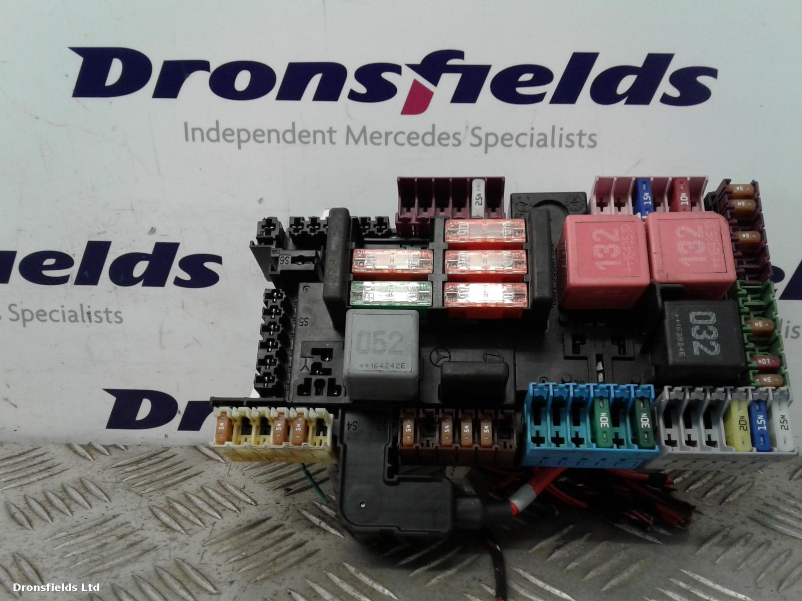 View Auto part Fuse Box Mercedes C Class 2017