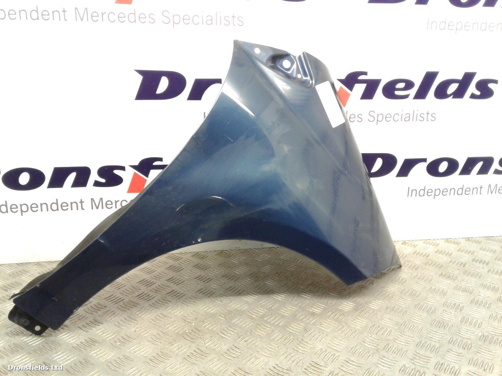 View Auto part R Wing Mercedes A Class 2010