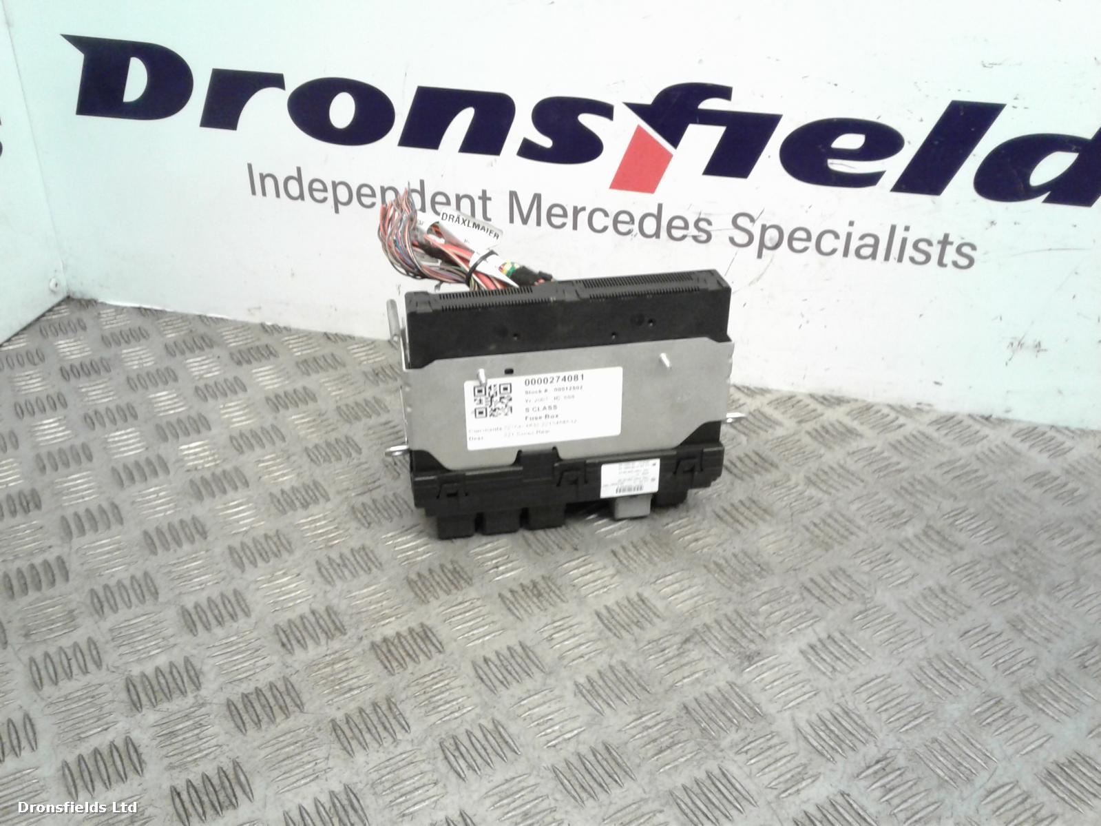 View Auto part Fuse Box Mercedes S Class 2007