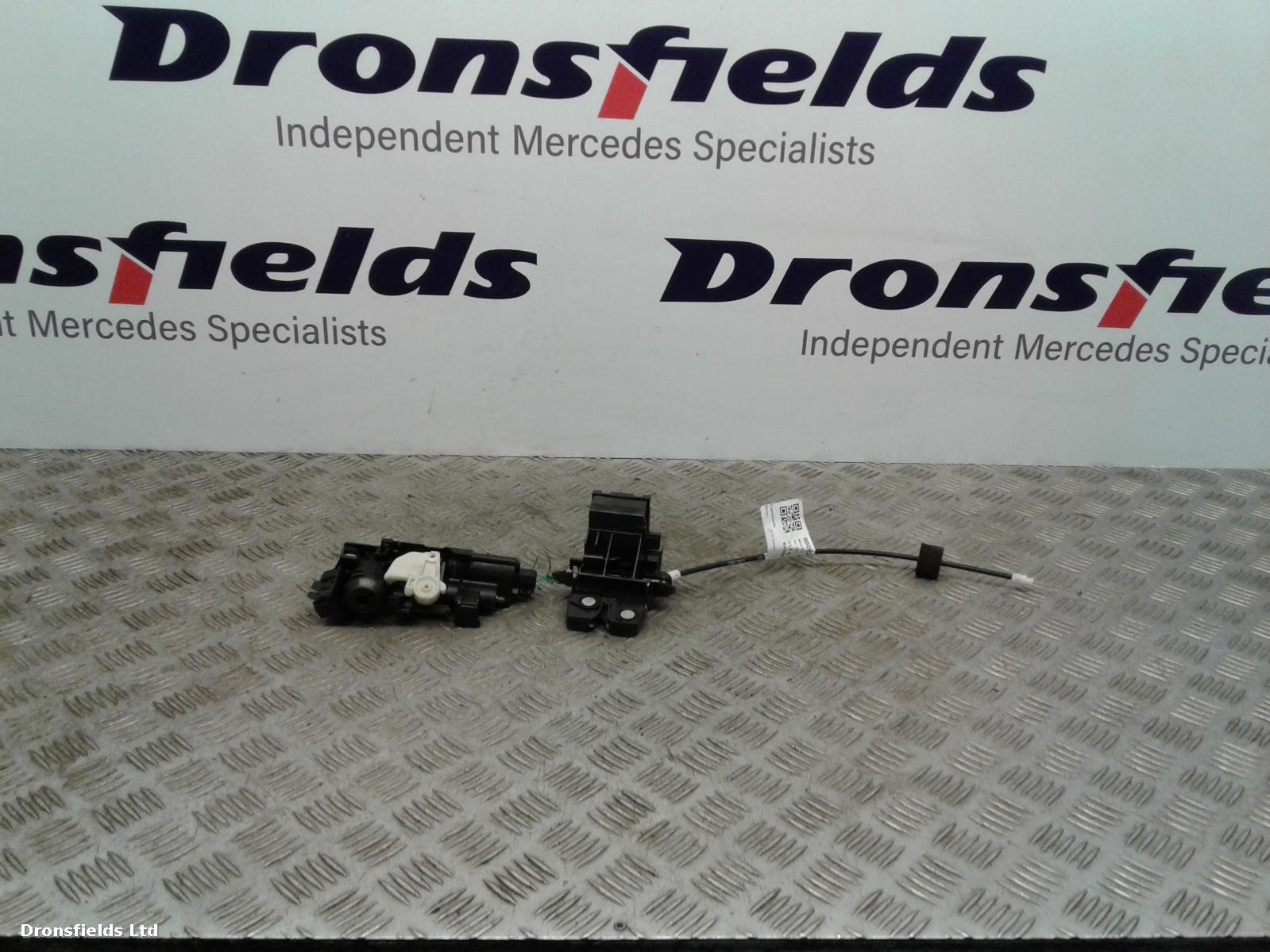 View Auto part Bootlid/Tailgate Lock Mercedes Cls Class 2006