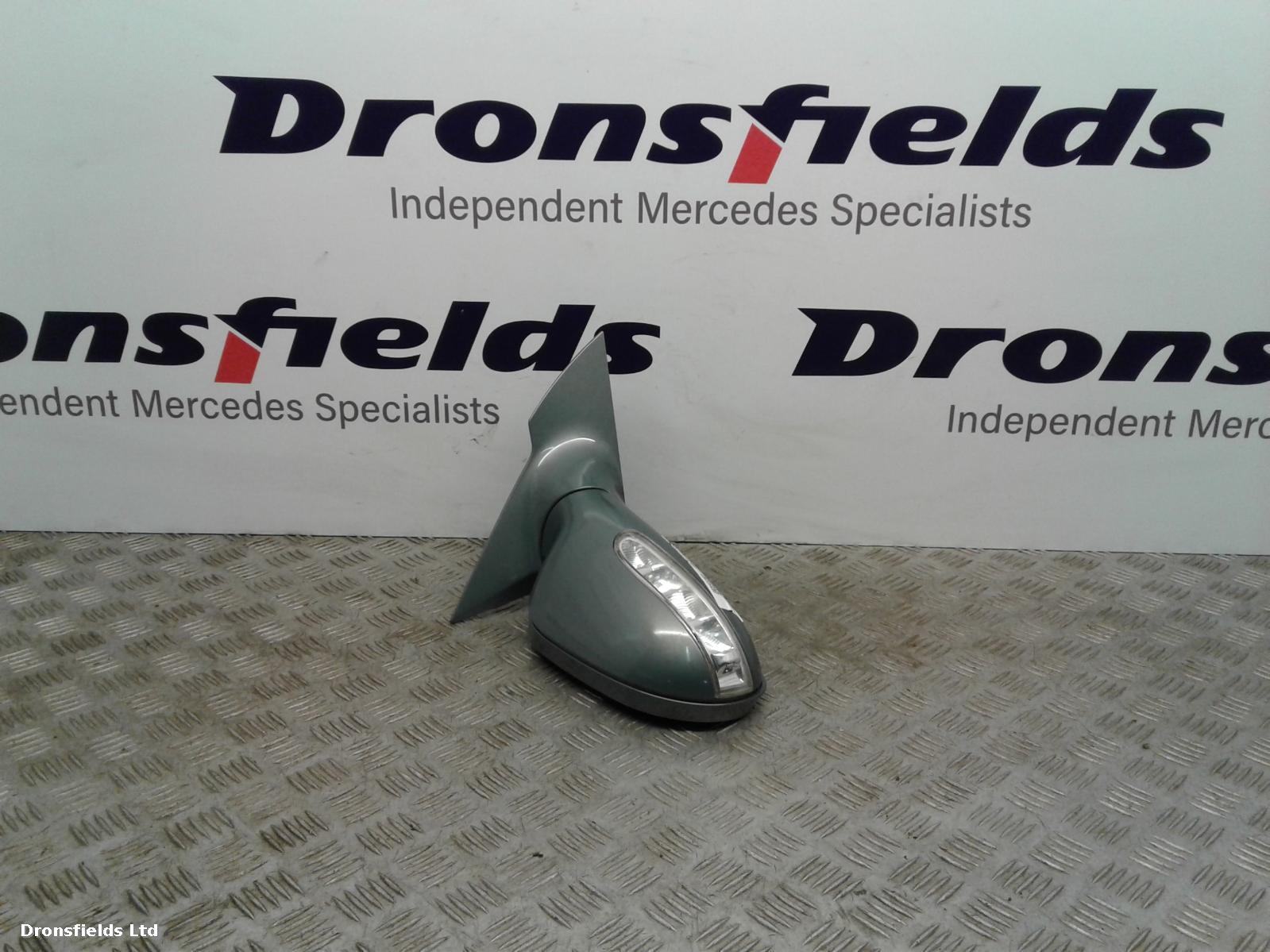 View Auto part R Door Mirror Mercedes Clk 2006