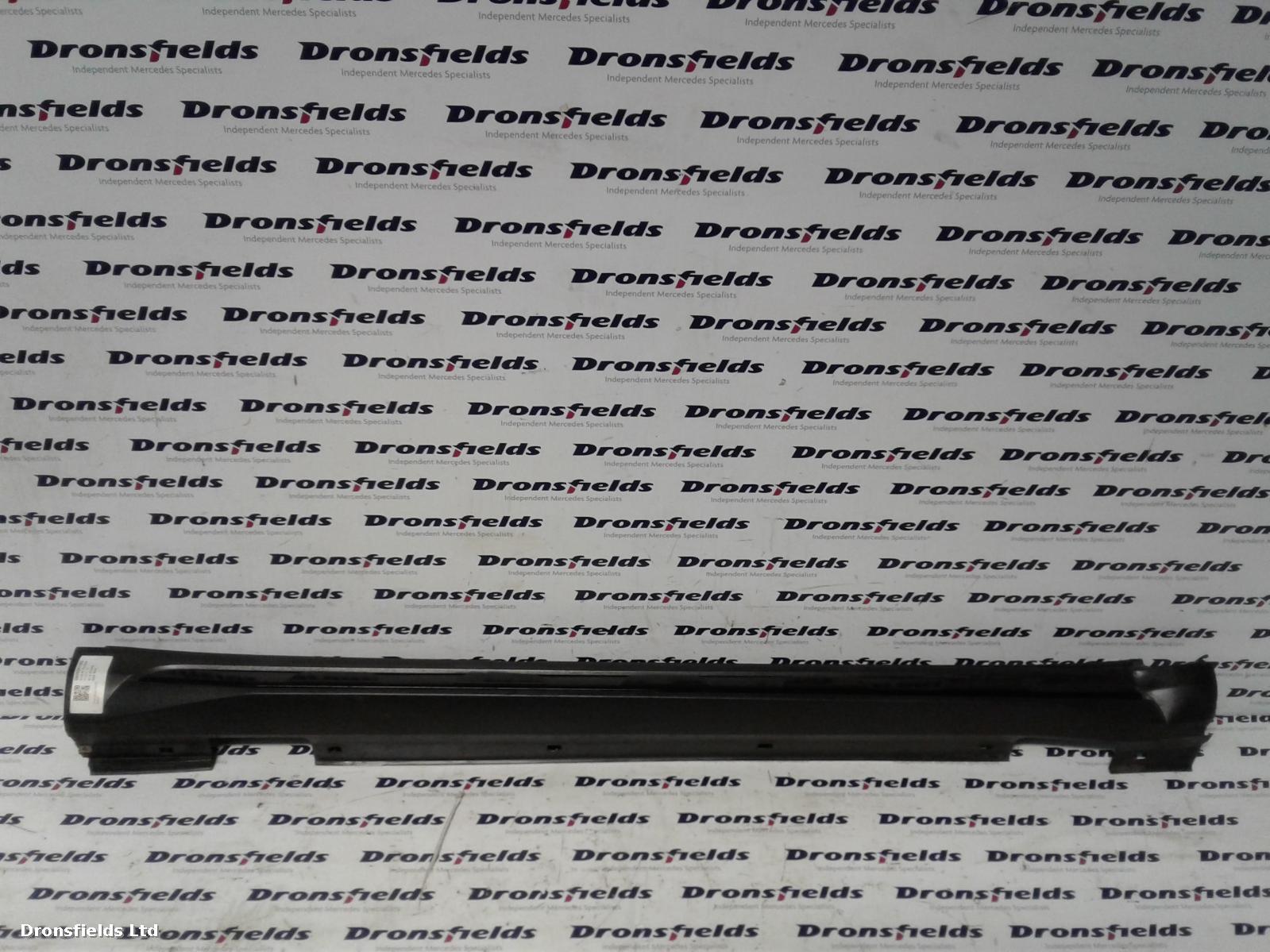 View Auto part Side Skirt Mercedes Gla Class 2015
