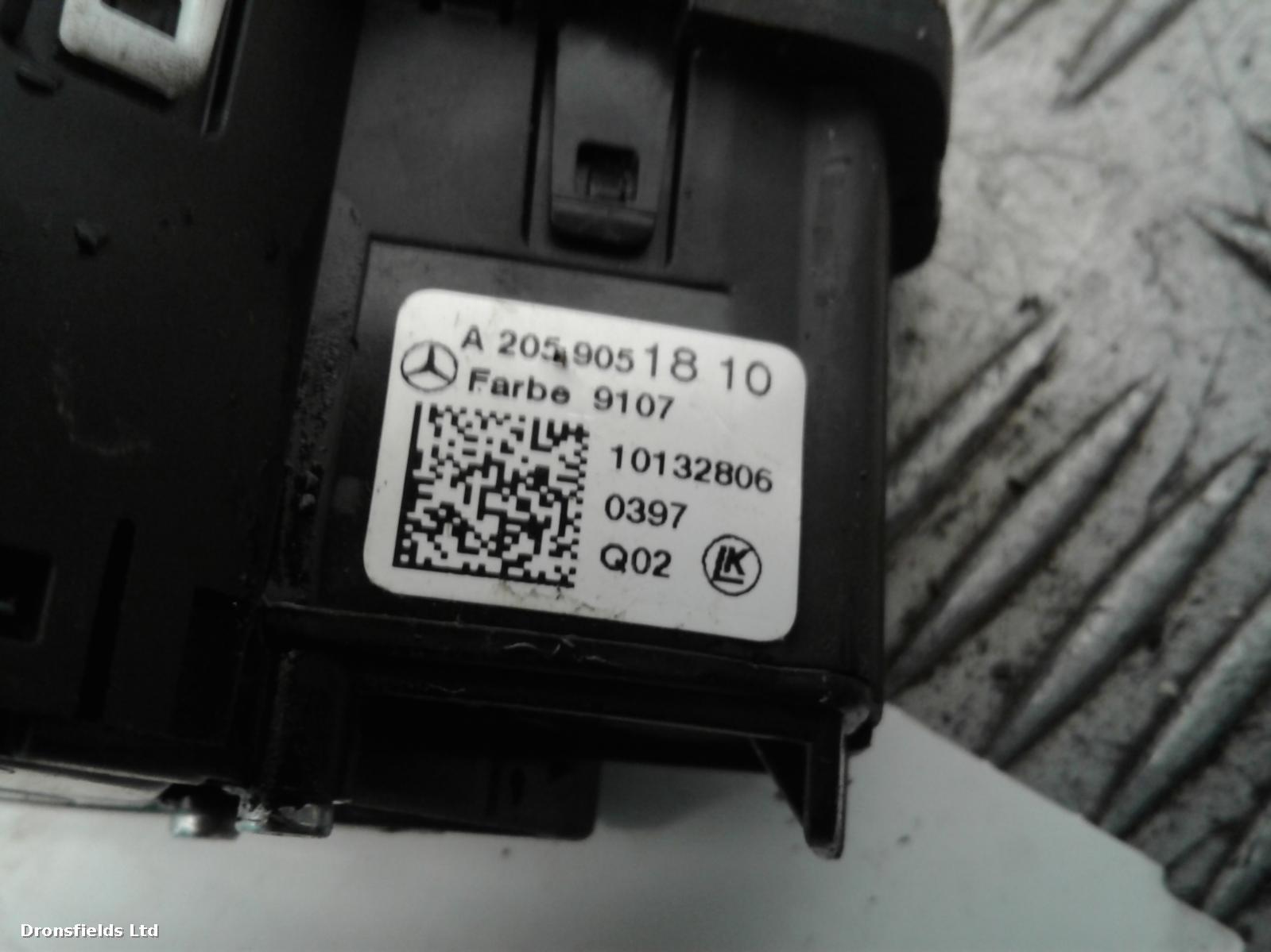 View Auto part Headlight Switch Mercedes C Class 2017