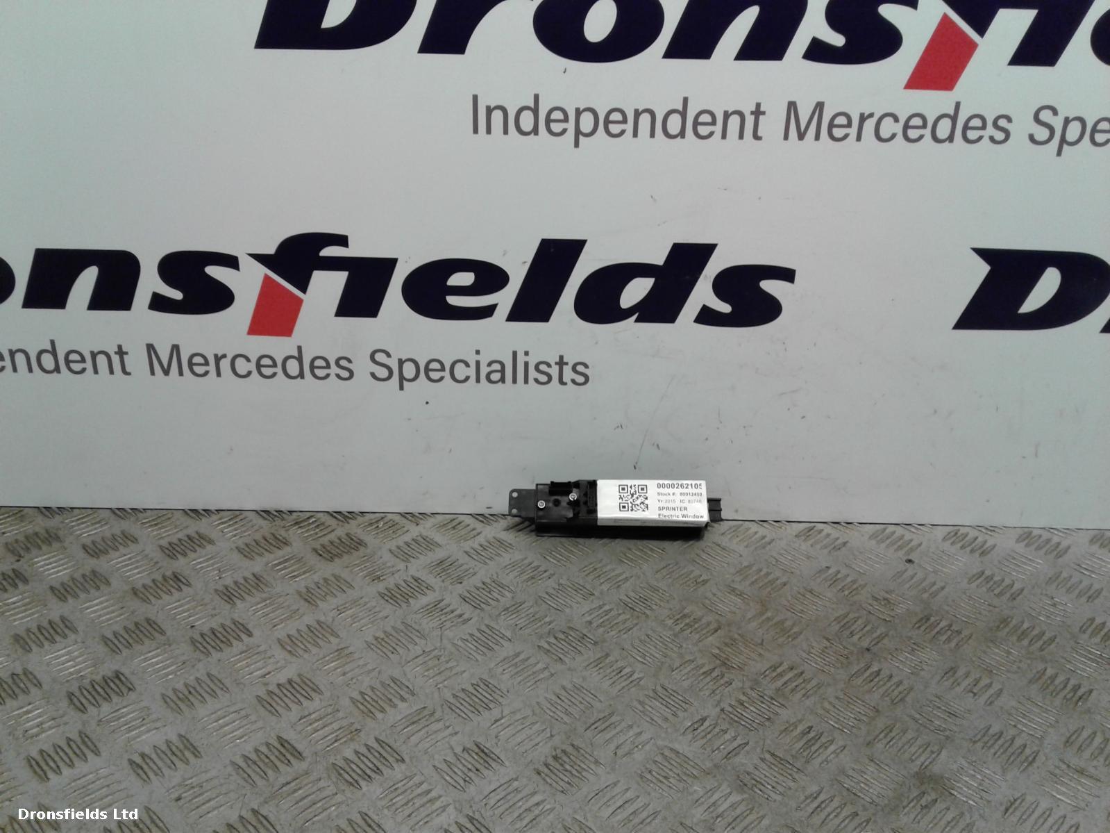 View Auto part Elect. Window Switch Mercedes Sprinter 2015