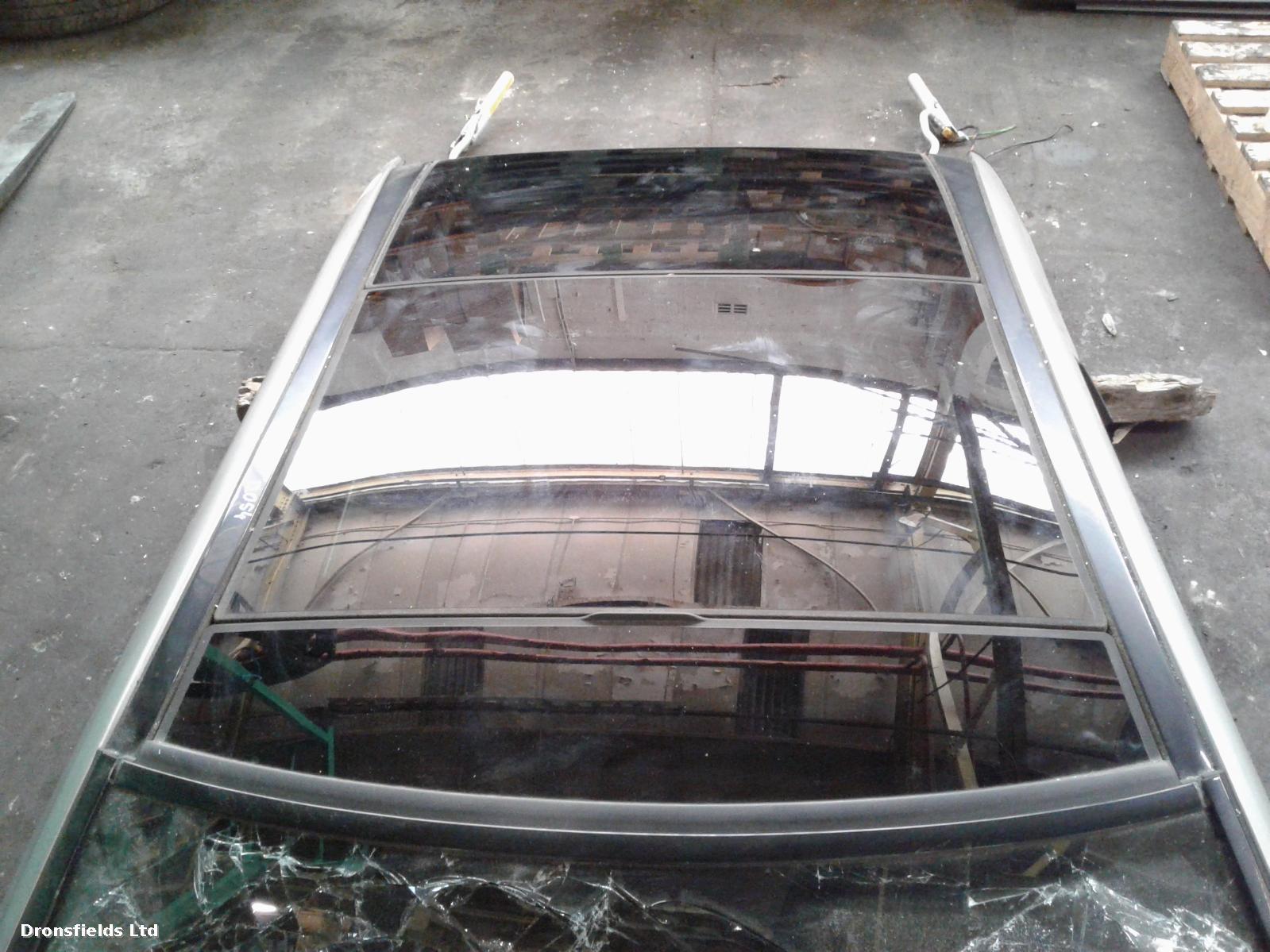 View Auto part Roof Mercedes C Class 2004