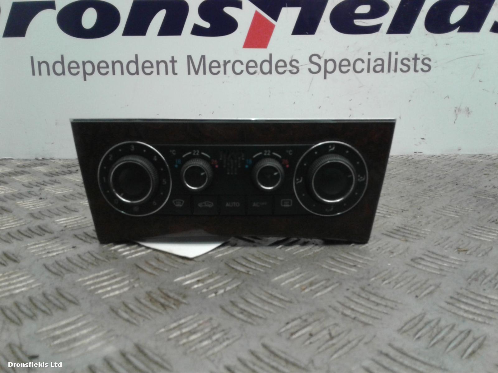 View Auto part Heater/AC Controller Mercedes C Class 2004