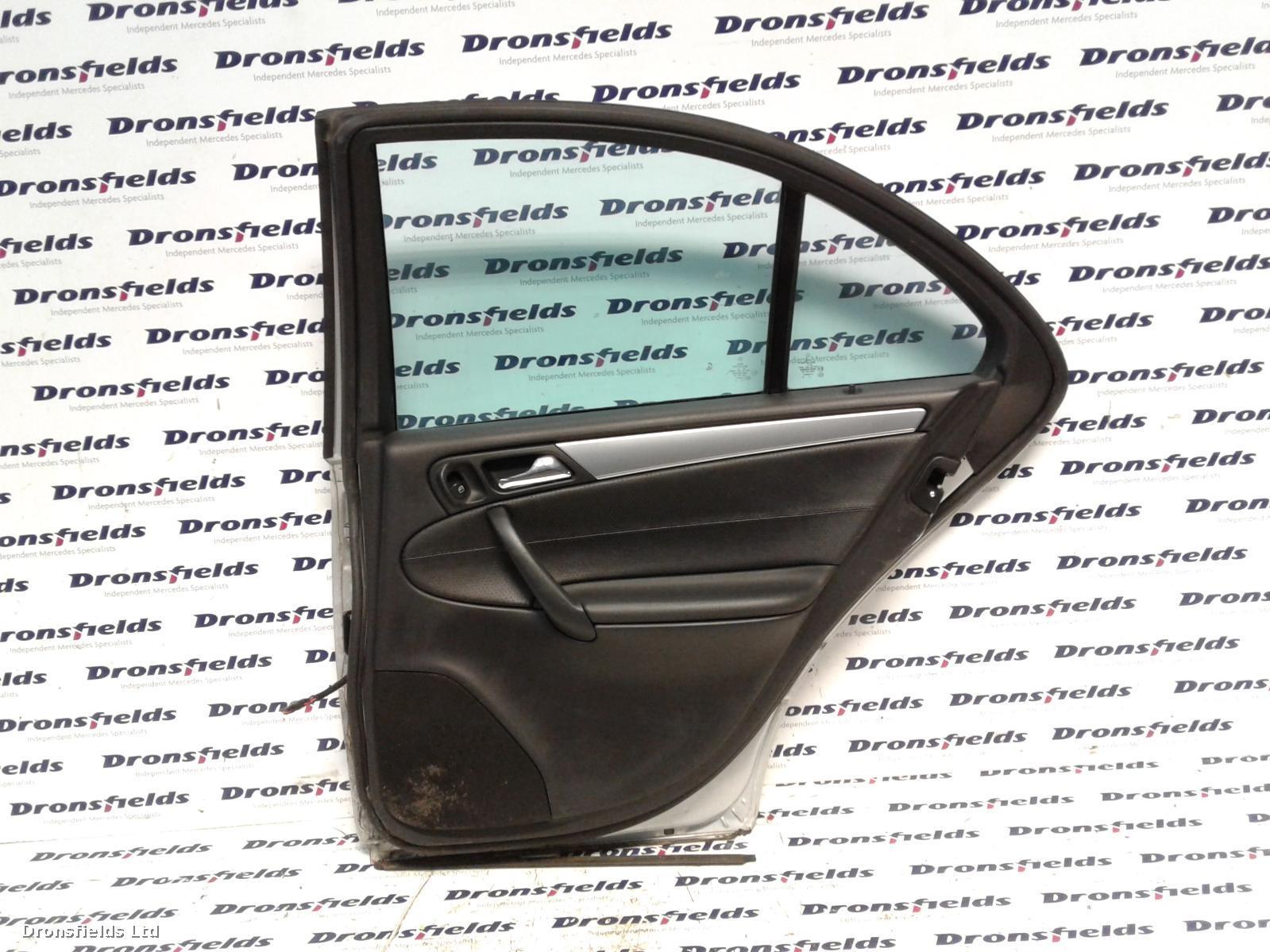 View Auto part R Rear Door Mercedes C Class 2006