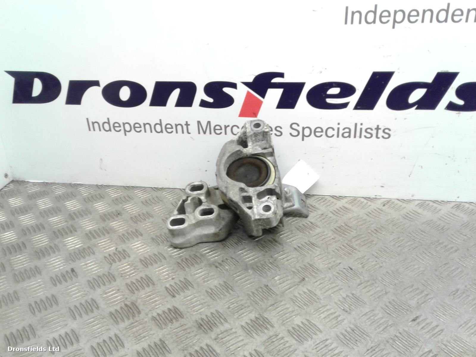 View Auto part Engine Mount Mercedes A Class 2013