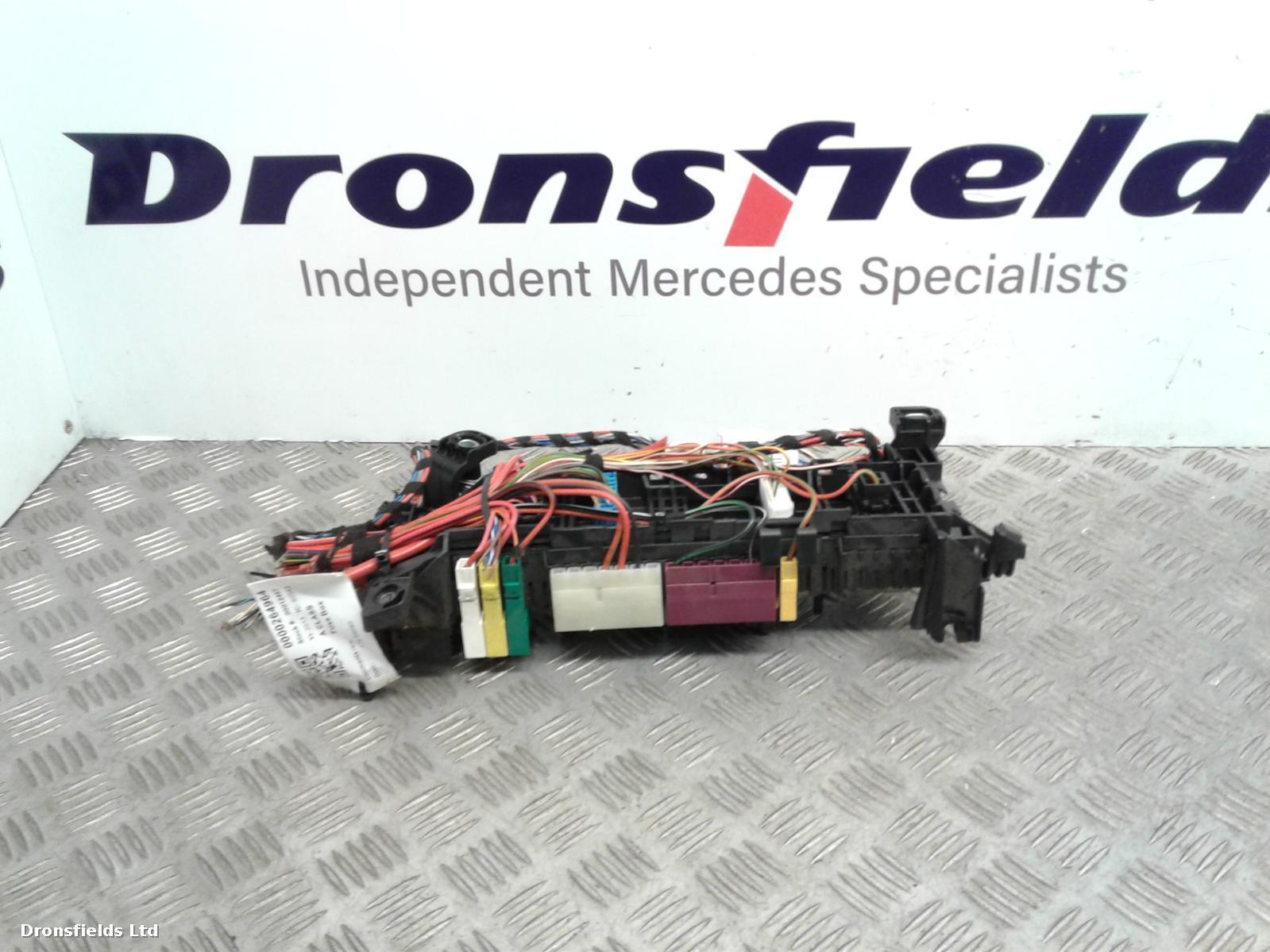 View Auto part Fuse Box Mercedes A Class 2013