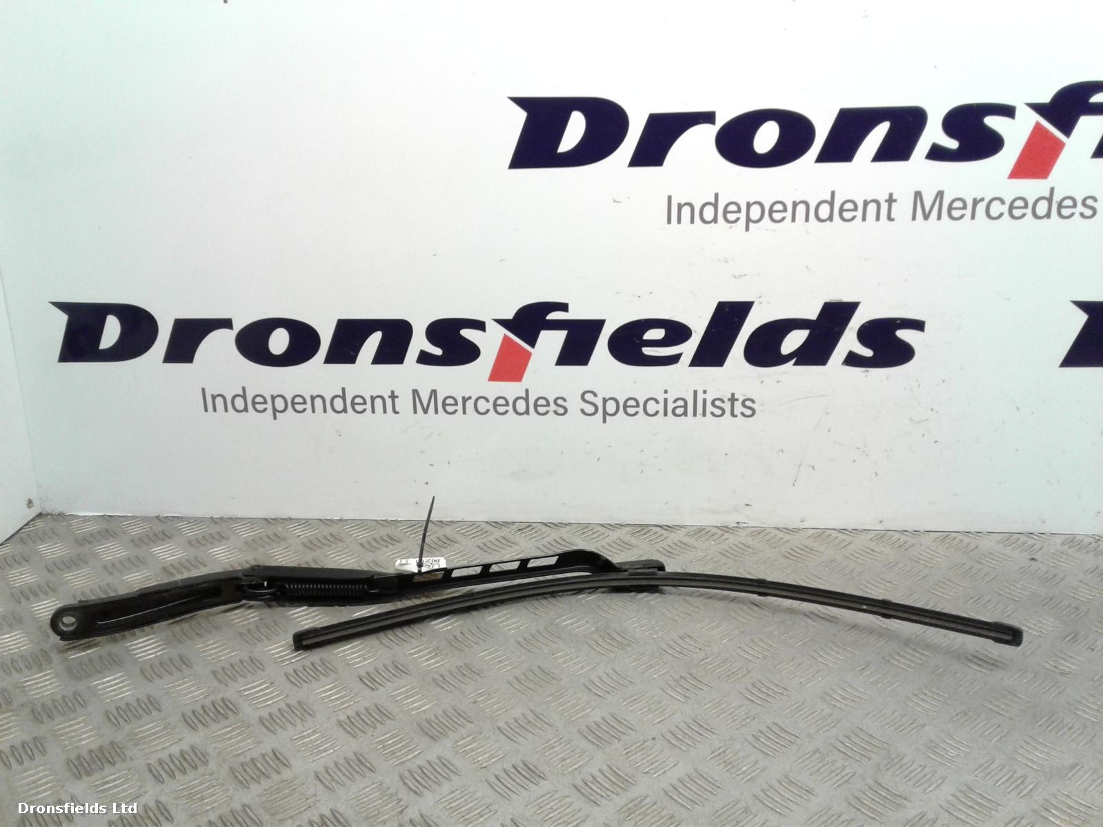 View Auto part Wiper Arm Mercedes M Class 2014