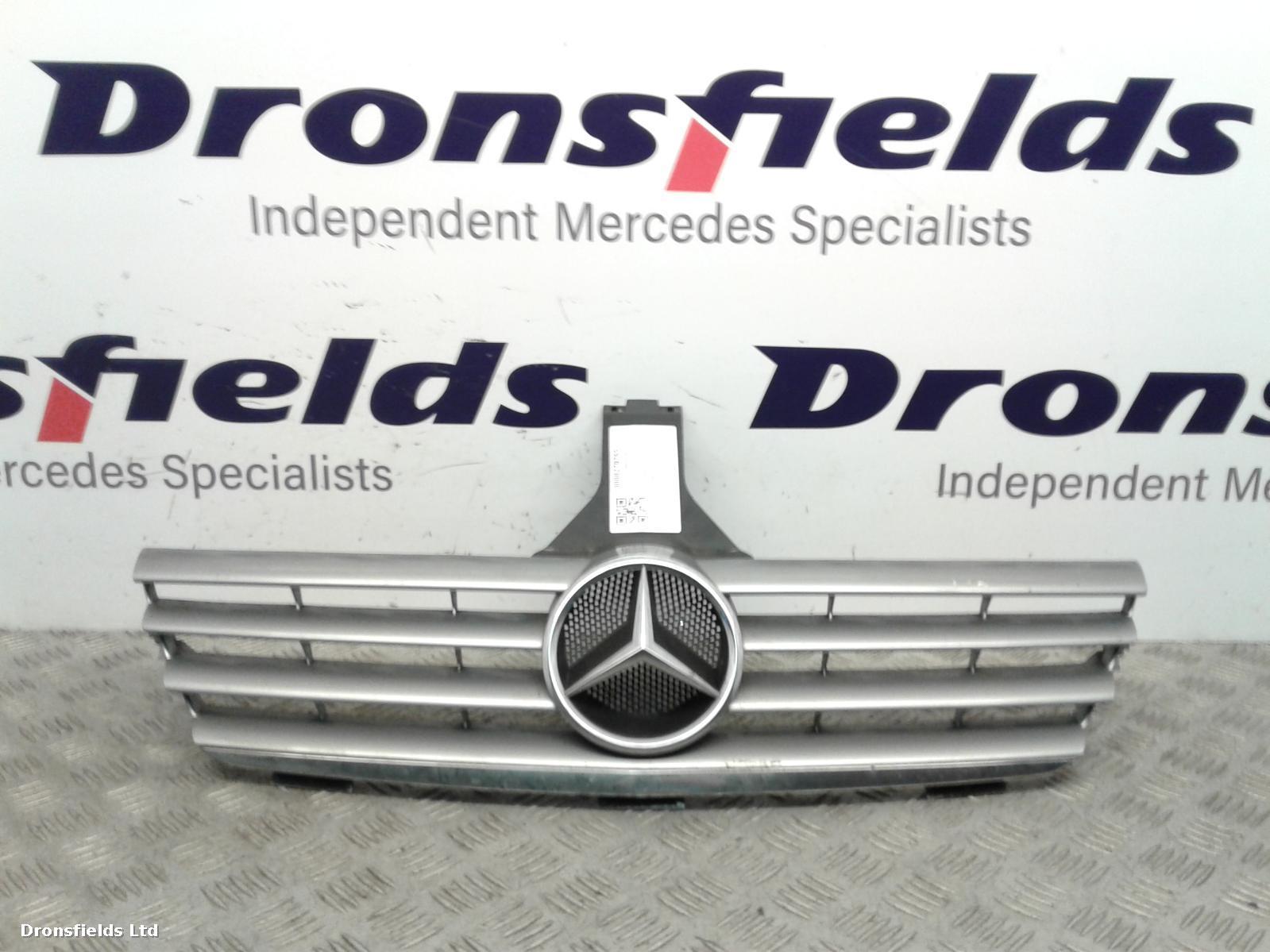 View Auto part Grille Mercedes C Class 2004