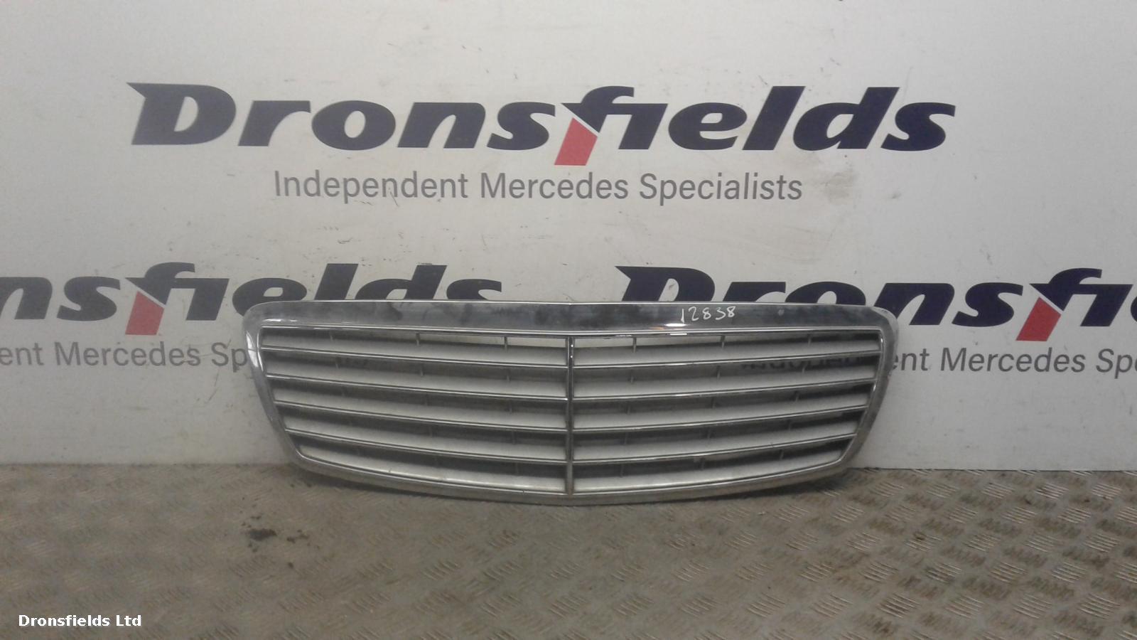 View Auto part Grille Mercedes E Class 2004