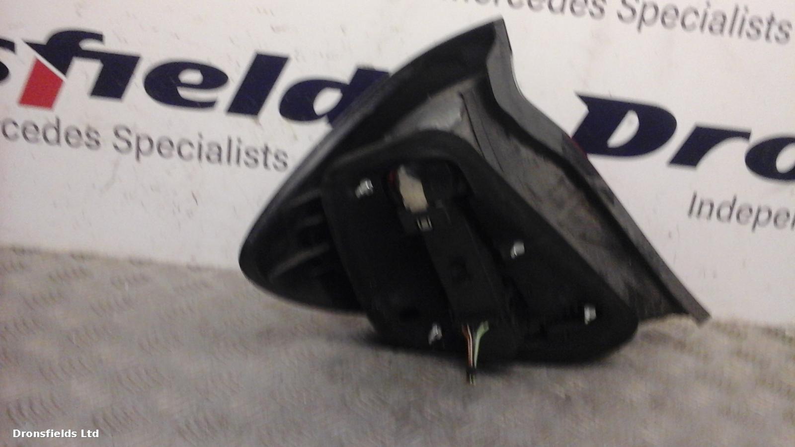 View Auto part R Taillight Mercedes C Class 2006