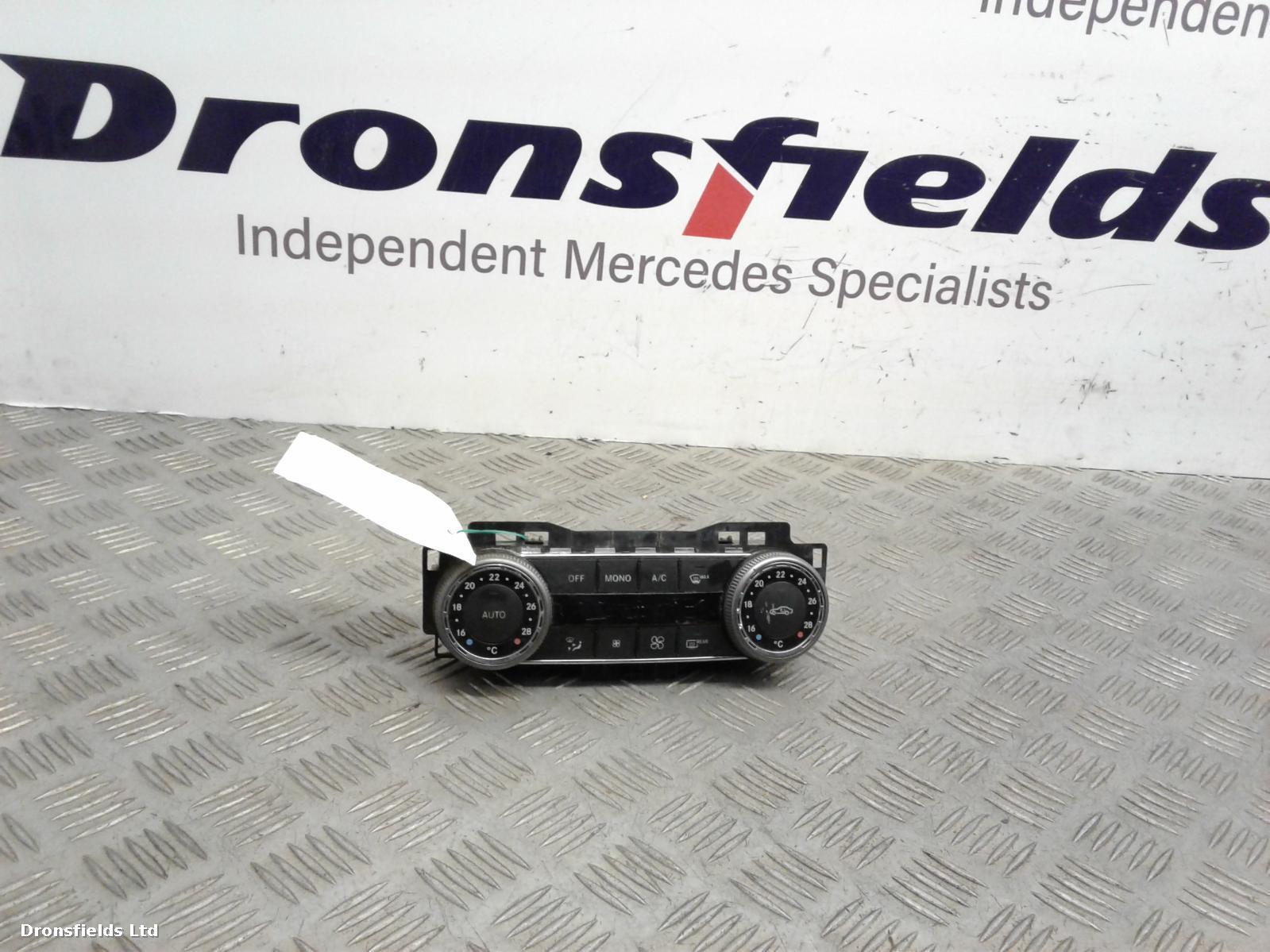 View Auto part Heater/AC Controller Mercedes C Class 2008