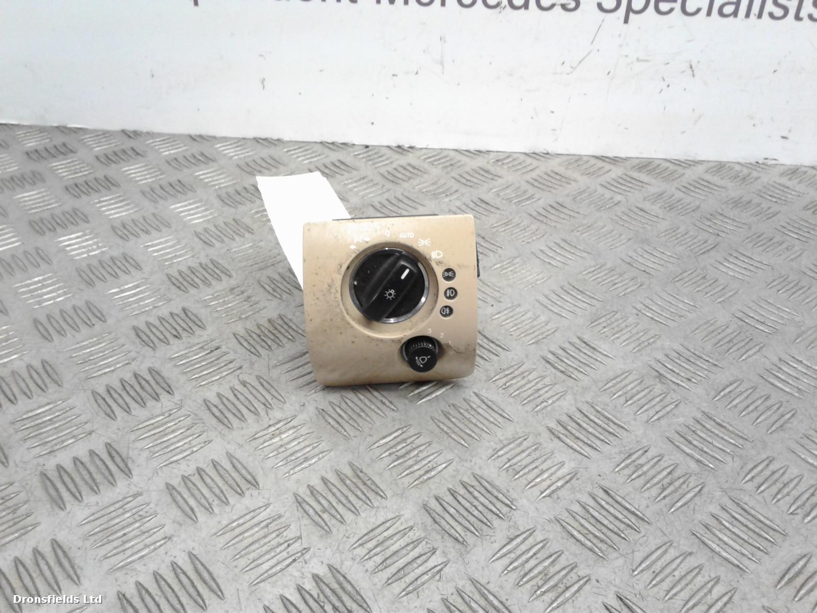 View Auto part Headlight Switch Mercedes M Class 2007
