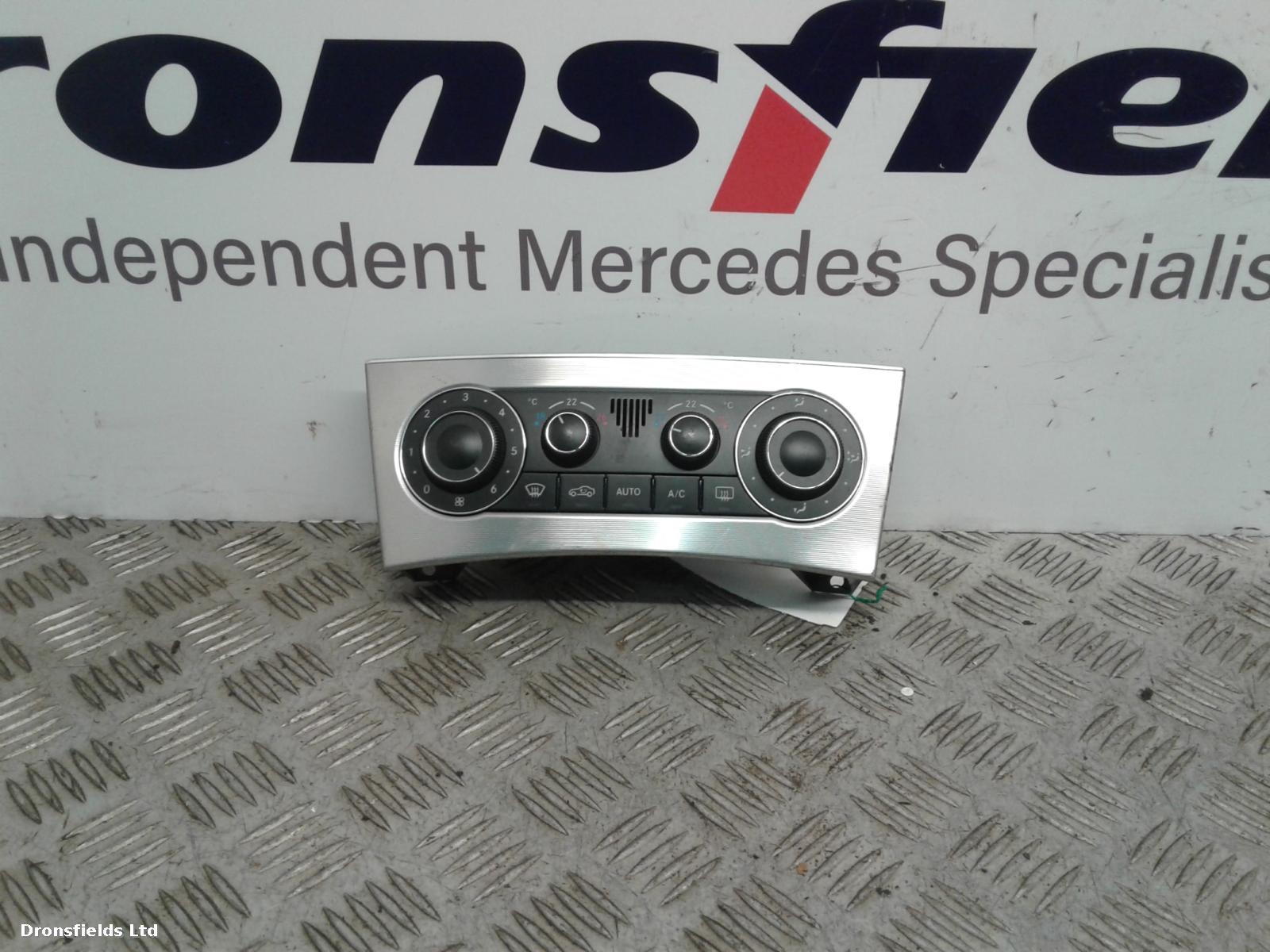 View Auto part Heater/AC Controller Mercedes C Class 2005