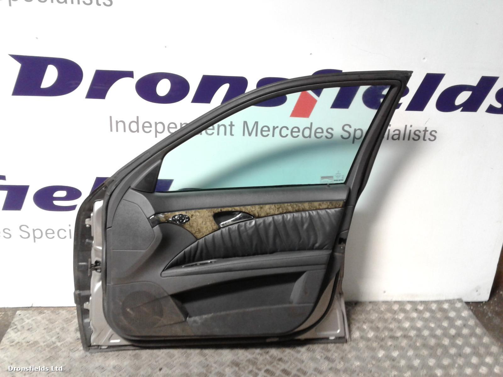 View Auto part Door Lock Assembly Mercedes E Class 2005