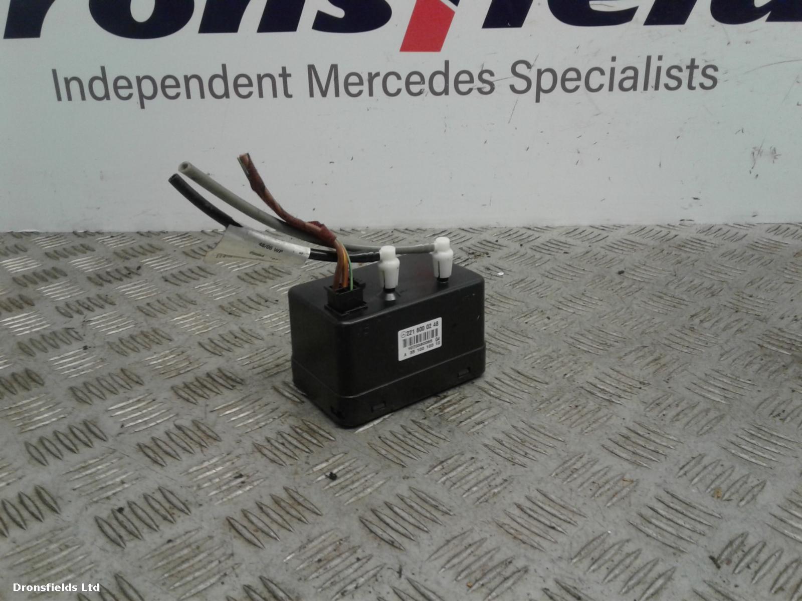 View Auto part Central Locking Vacuum Pump Mercedes S Class 2007