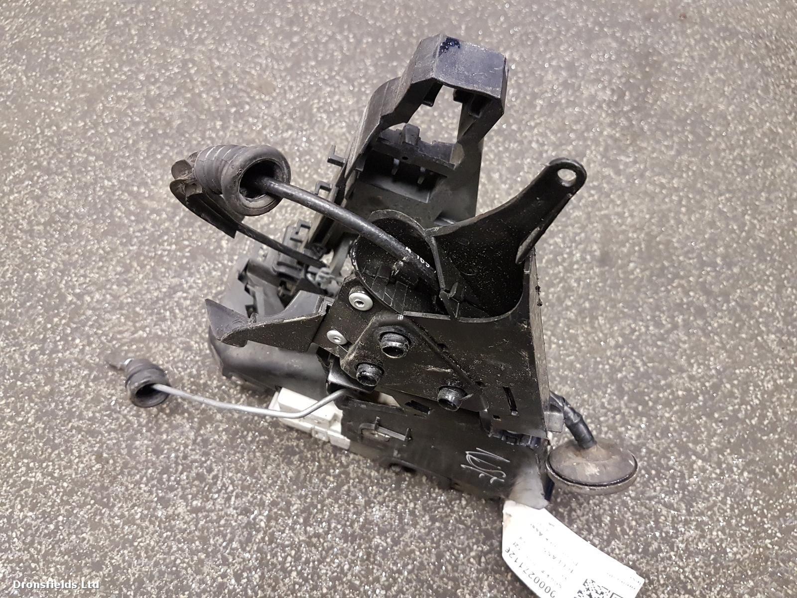 View Auto part Door Lock Assembly Mercedes B Class 2005