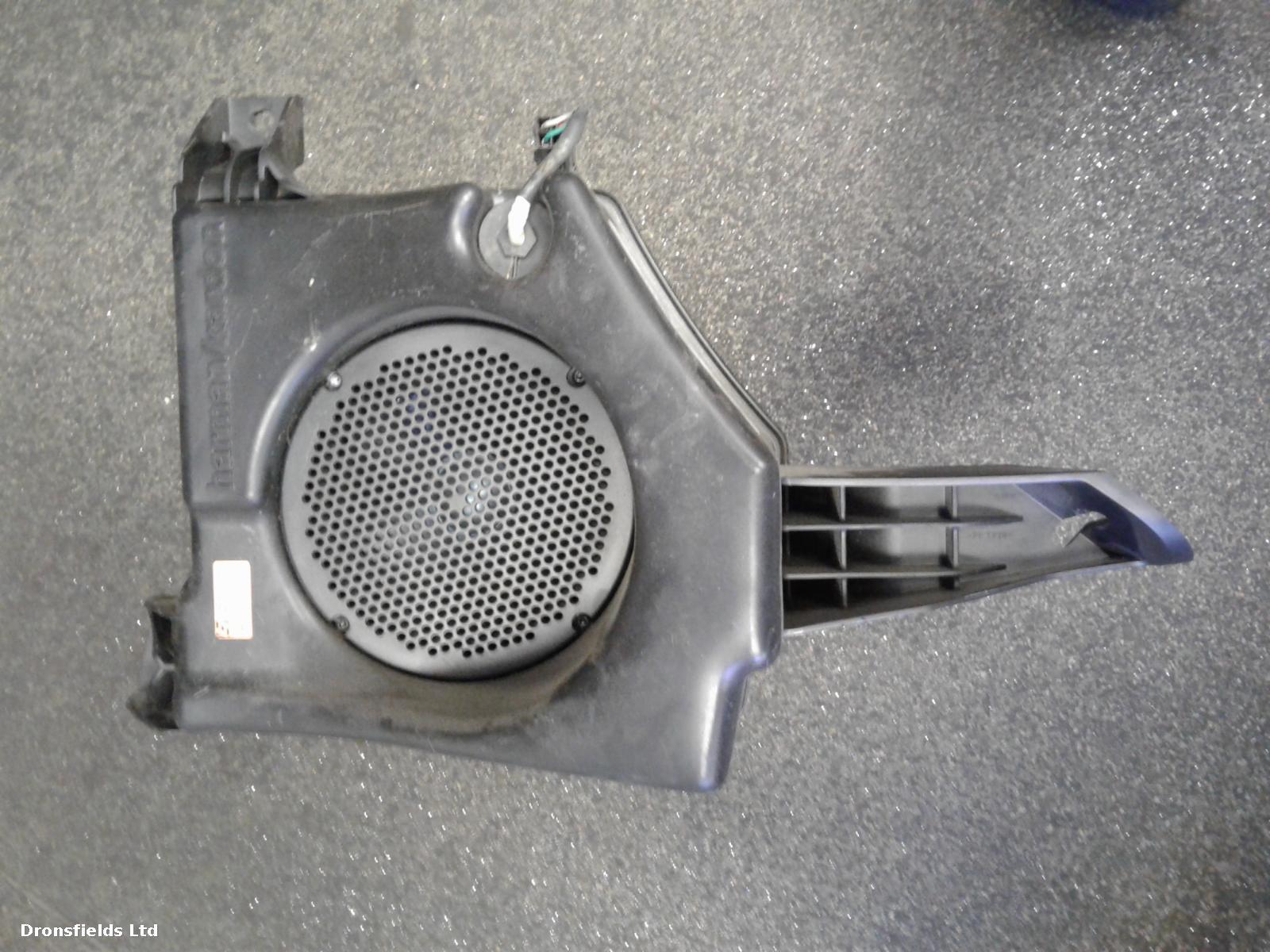 View Auto part Loud Speakers Mercedes M Class 2010