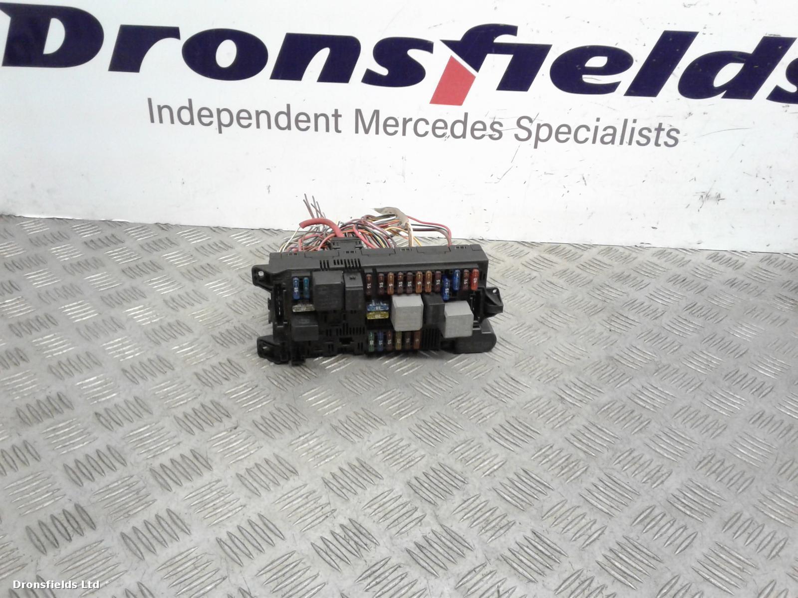View Auto part Fuse Box Mercedes E Class 2005