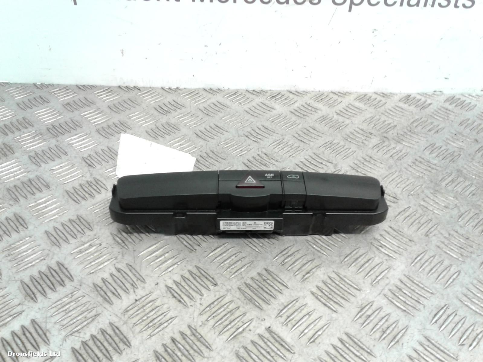 View Auto part Flasher/Hazard Relay Mercedes Sprinter 2015