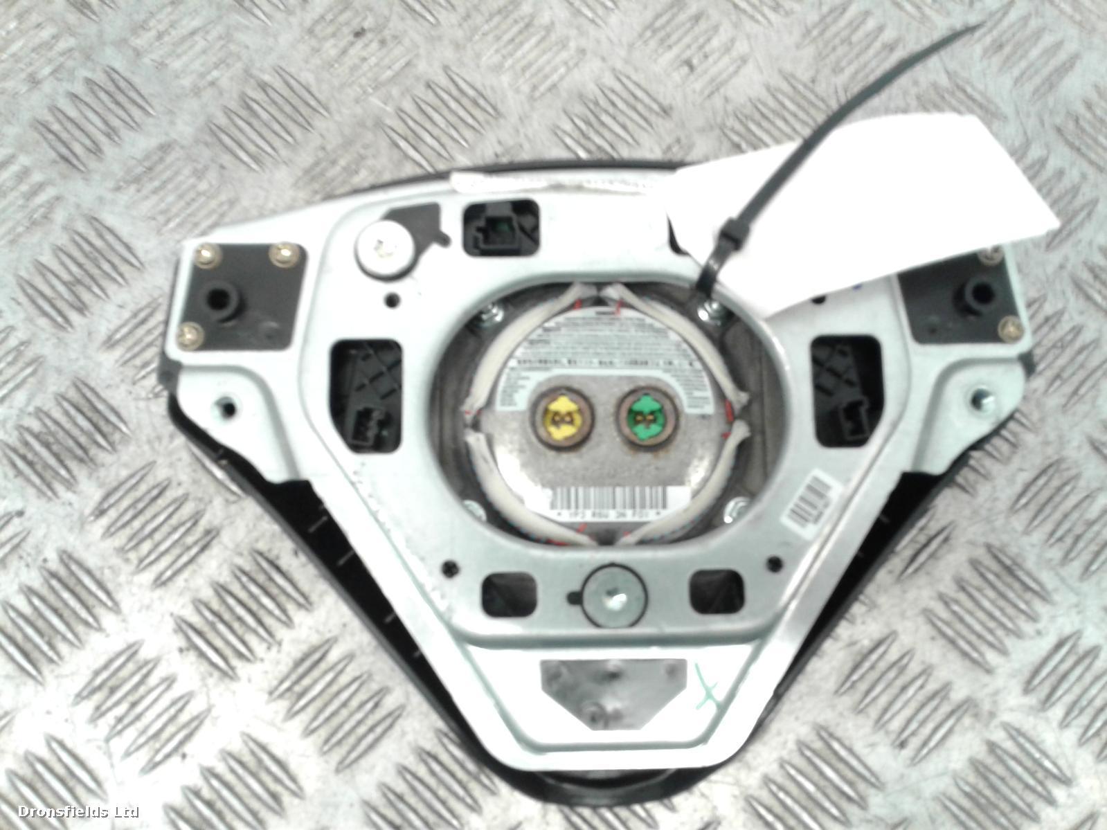 View Auto part R Air Bag Mercedes C Class 2004