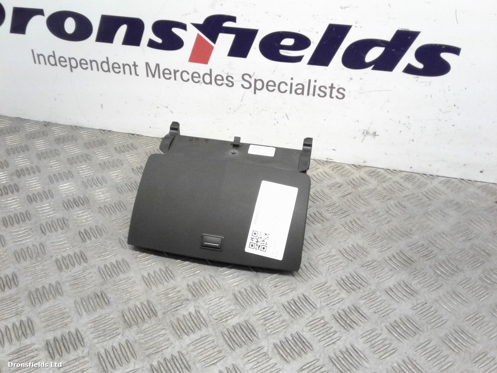View Auto part Radio Display Mercedes C Class 2011