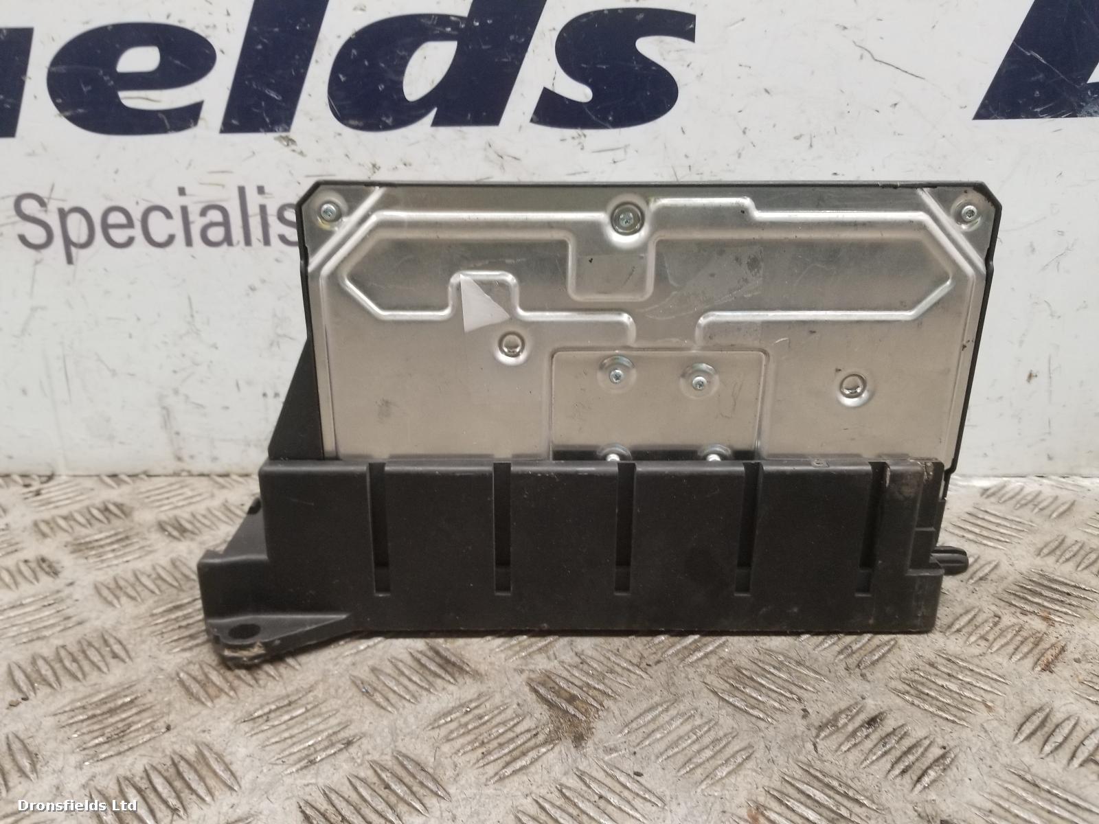 View Auto part Fuse Box Mercedes Sprinter 2014