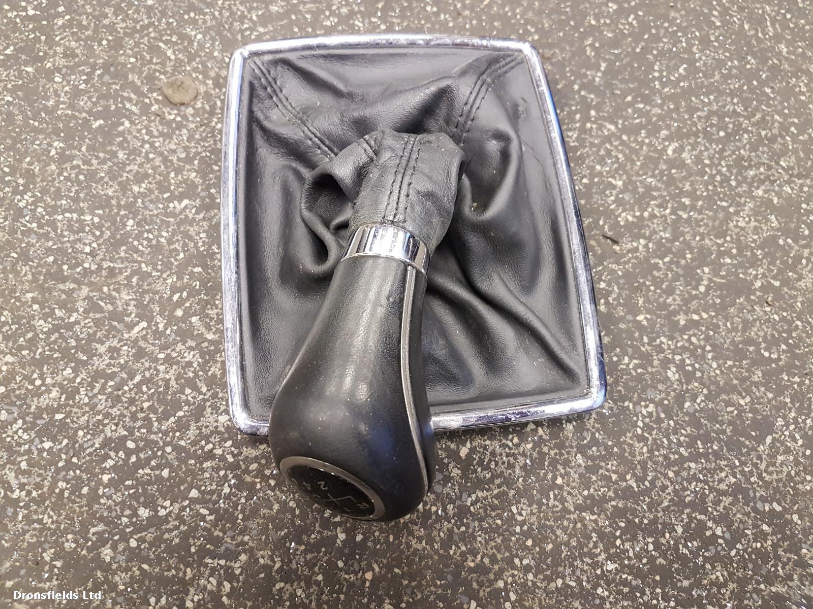 View Auto part Gear Gaiter Mercedes E Class 2012