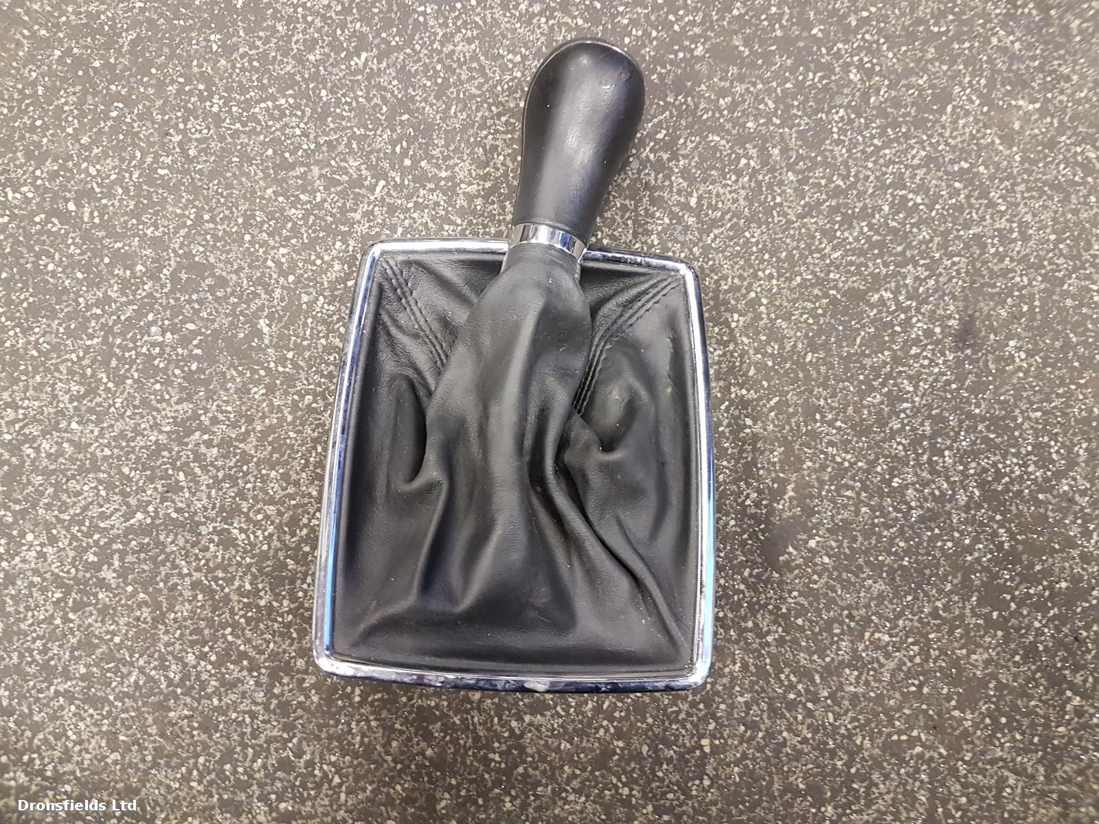 View Auto part Gear Gaiter Mercedes E Class 2012